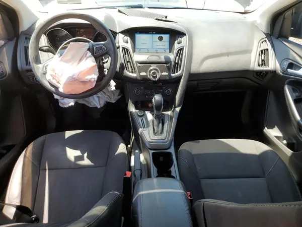 1FADP3M22HL220976 2017 FORD FOCUS - Image 8