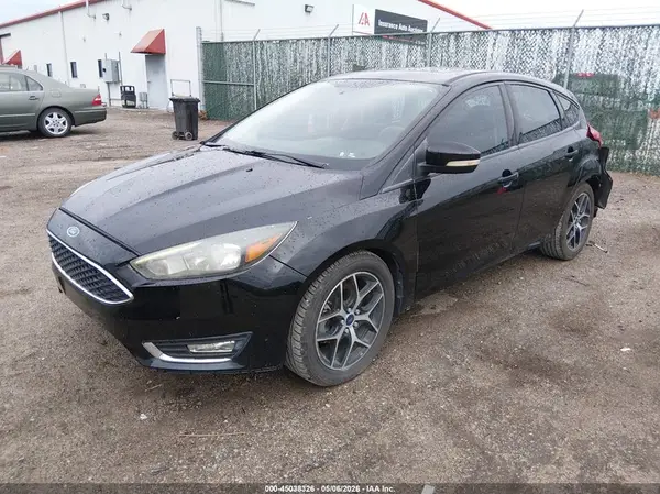 1FADP3M22HL229693 2017 FORD FOCUS - Image 2