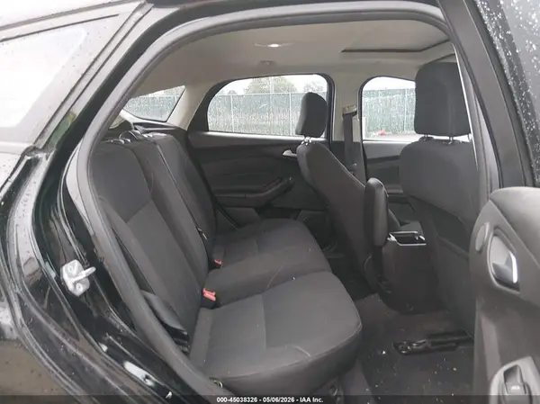 1FADP3M22HL229693 2017 FORD FOCUS - Image 8