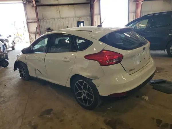 1FADP3M22HL243996 2017 FORD FOCUS - Image 2