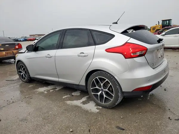 1FADP3M22HL255131 2017 FORD FOCUS - Image 2