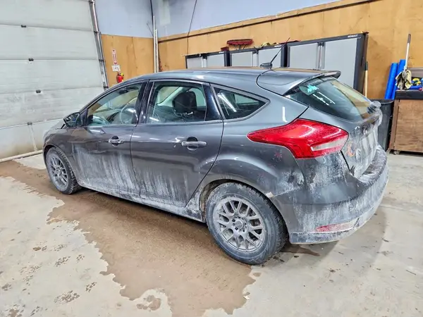 1FADP3M22HL257400 2017 FORD FOCUS - Image 2