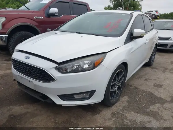 1FADP3M22HL270650 2017 FORD FOCUS - Image 2