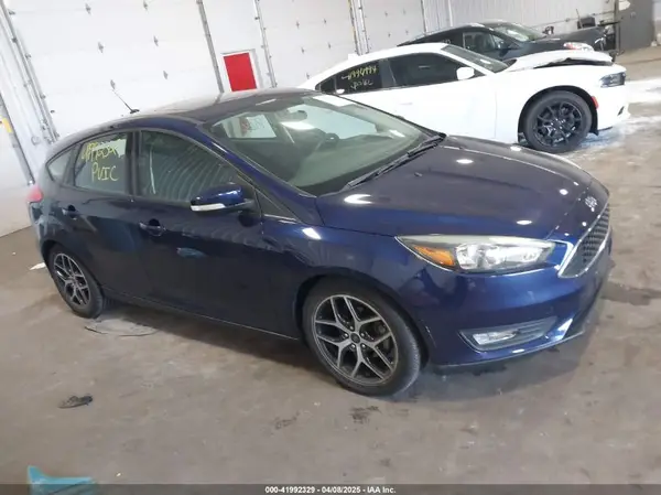 1FADP3M22HL289814 2017 FORD FOCUS - Image 1
