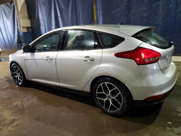 1FADP3M22HL307440 2017 FORD FOCUS - Image 2