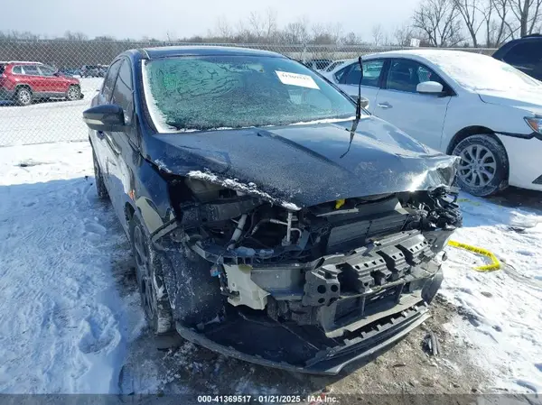 1FADP3M22HL321242 2017 FORD FOCUS - Image 1