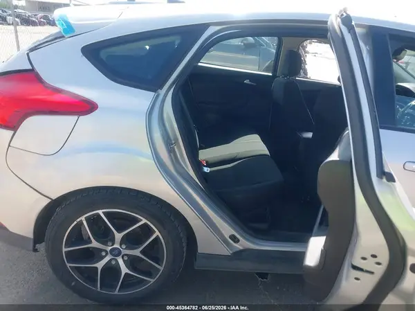 1FADP3M22JL213502 2018 FORD FOCUS - Image 8