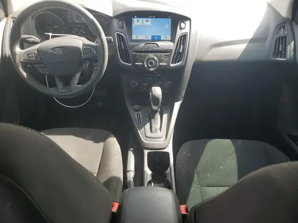 1FADP3M22JL230011 2018 FORD FOCUS - Image 8