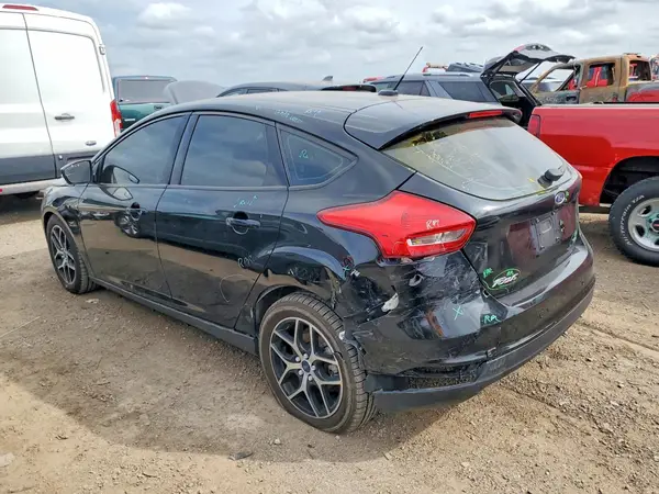 1FADP3M22JL287132 2018 FORD FOCUS - Image 2