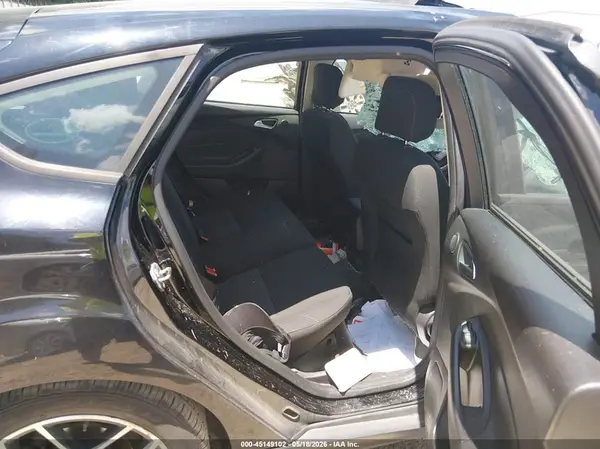 1FADP3M22JL291259 2018 FORD FOCUS - Image 8