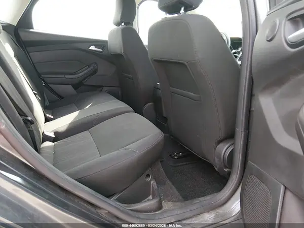 1FADP3M23HL307950 2017 FORD FOCUS - Image 8