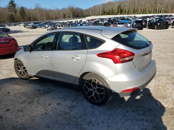1FADP3M23HL333738 2017 FORD FOCUS - Image 2