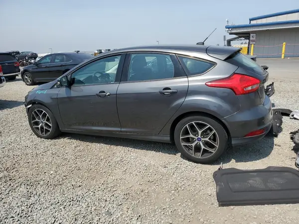 1FADP3M23JL223939 2018 FORD FOCUS - Image 2
