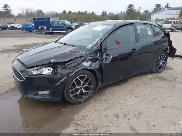 1FADP3M23JL283896 2018 FORD FOCUS - Image 2