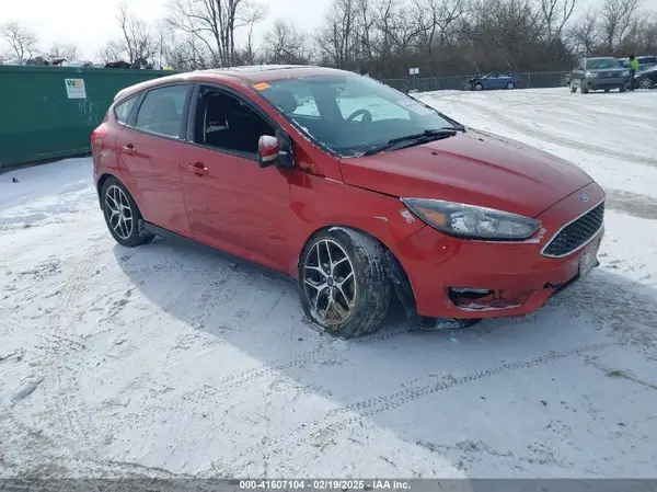 1FADP3M23JL292517 2018 FORD FOCUS - Image 1