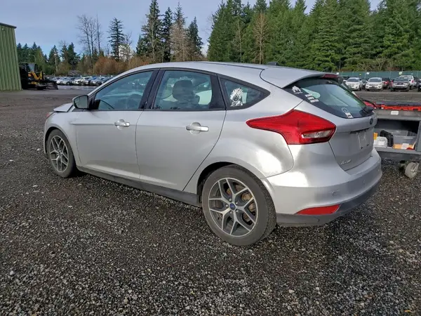 1FADP3M23JL304729 2018 FORD FOCUS - Image 2