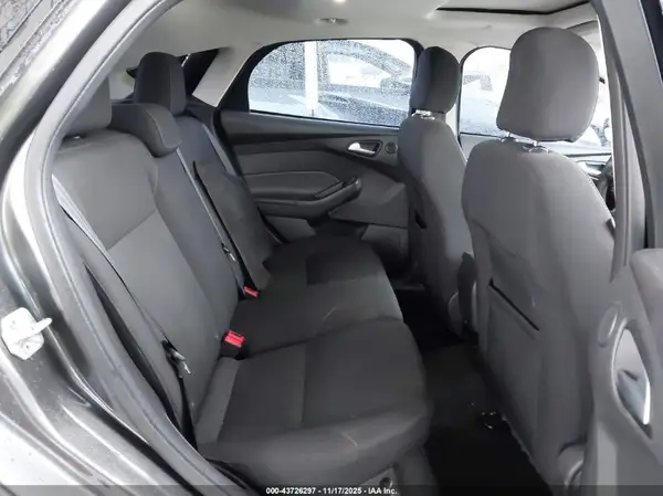 1FADP3M24HL206013 2017 FORD FOCUS - Image 8