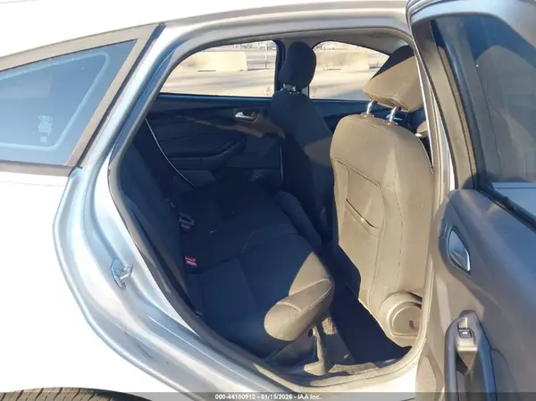 1FADP3M24HL208568 2017 FORD FOCUS - Image 8