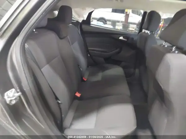 1FADP3M24HL258581 2017 FORD FOCUS - Image 8