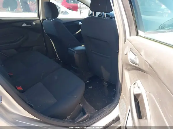 1FADP3M24JL202999 2018 FORD FOCUS - Image 8