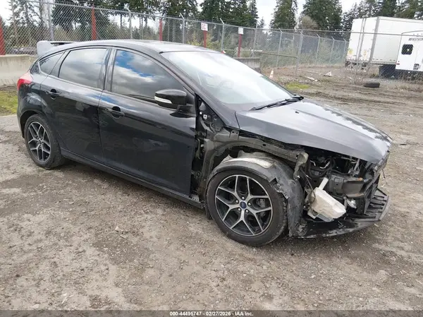 1FADP3M24JL224582 2018 FORD FOCUS - Image 1