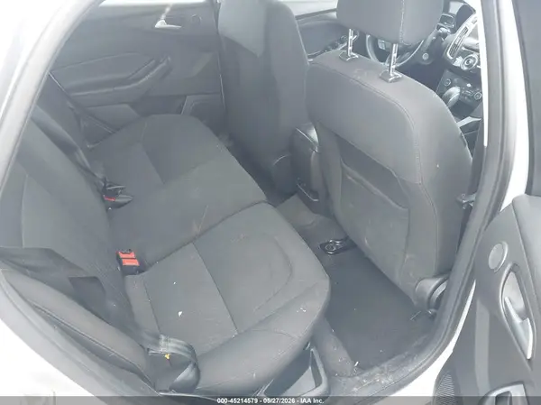 1FADP3M24JL244024 2018 FORD FOCUS - Image 8