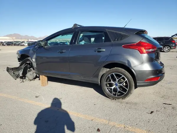 1FADP3M24JL304383 2018 FORD FOCUS - Image 2