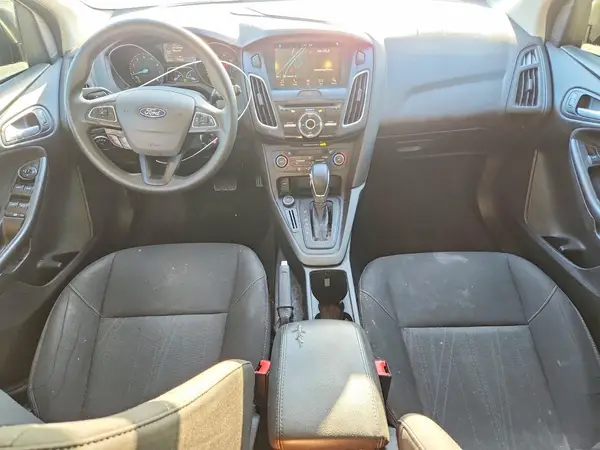 1FADP3M25HL222818 2017 FORD FOCUS - Image 8