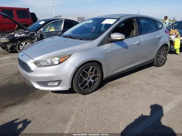 1FADP3M25HL232085 2017 FORD FOCUS - Image 2