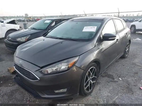 1FADP3M25HL263580 2017 FORD FOCUS - Image 2