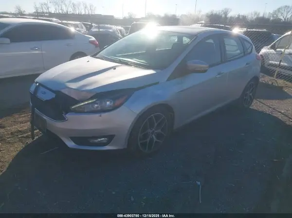 1FADP3M25HL265264 2017 FORD FOCUS - Image 2