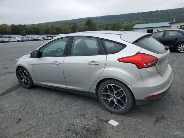 1FADP3M25HL274255 2017 FORD FOCUS - Image 2