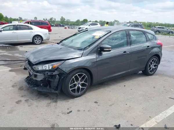 1FADP3M25HL313314 2017 FORD FOCUS - Image 2