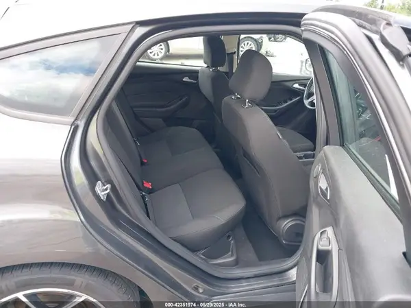 1FADP3M25HL313314 2017 FORD FOCUS - Image 8