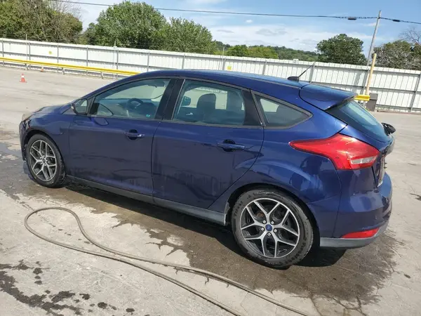 1FADP3M25HL323910 2017 FORD FOCUS - Image 2