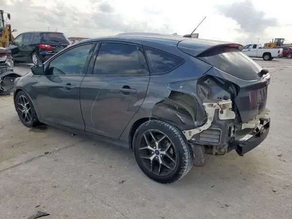 1FADP3M25JL210562 2018 FORD FOCUS - Image 2