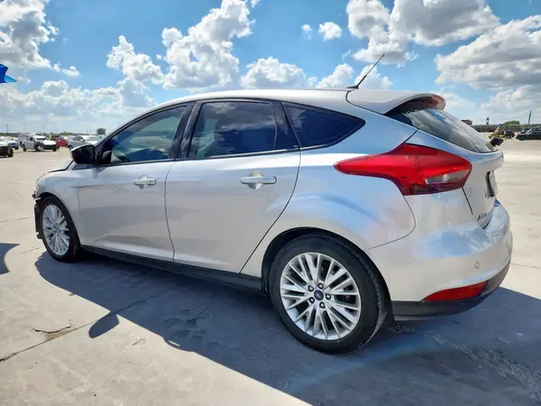 1FADP3M25JL217348 2018 FORD FOCUS - Image 2