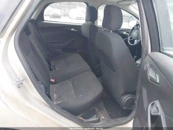 1FADP3M25JL238331 2018 FORD FOCUS - Image 8