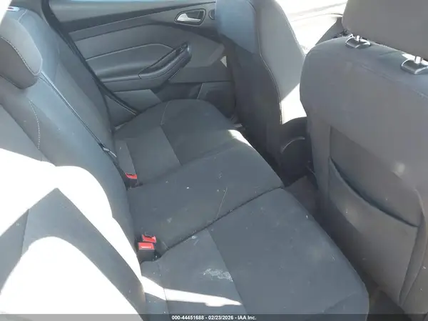 1FADP3M25JL275587 2018 FORD FOCUS - Image 8