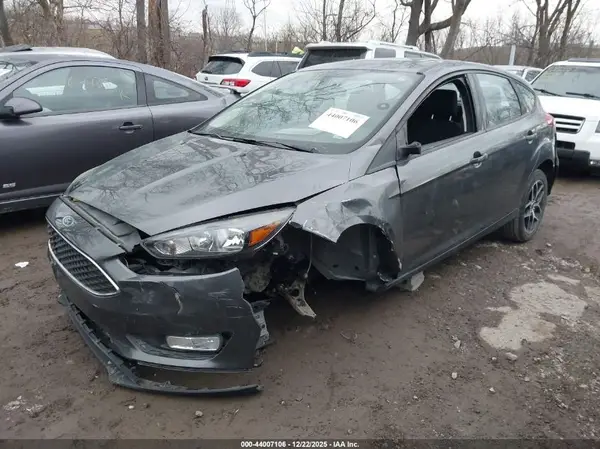 1FADP3M25JL310659 2018 FORD FOCUS - Image 2