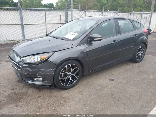 1FADP3M25JL319328 2018 FORD FOCUS - Image 2