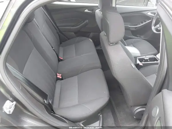 1FADP3M25JL319328 2018 FORD FOCUS - Image 8