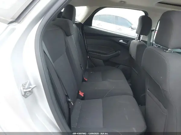 1FADP3M26HL207826 2017 FORD FOCUS - Image 8
