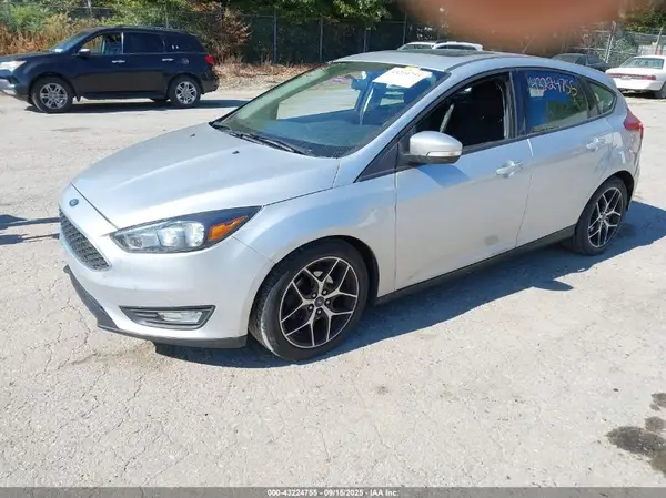 1FADP3M26HL212136 2017 FORD FOCUS - Image 2