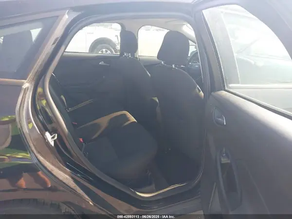 1FADP3M26HL243533 2017 FORD FOCUS - Image 8