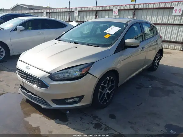 1FADP3M26JL261780 2018 FORD FOCUS - Image 2