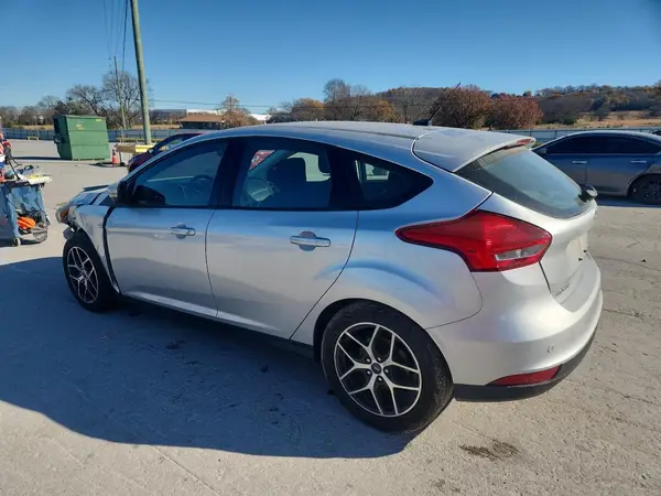 1FADP3M26JL277316 2018 FORD FOCUS - Image 2