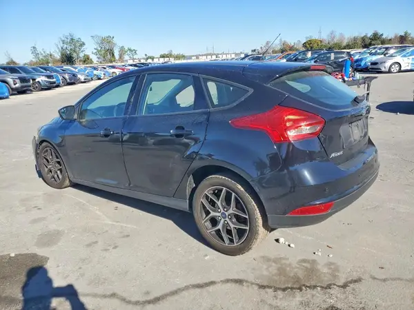 1FADP3M26JL297825 2018 FORD FOCUS - Image 2