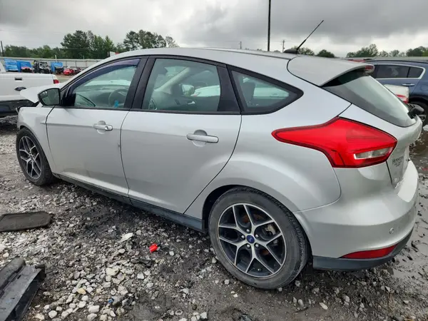 1FADP3M26JL307298 2018 FORD FOCUS - Image 2