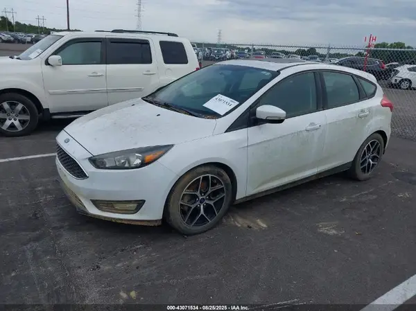 1FADP3M26JL324926 2018 FORD FOCUS - Image 2